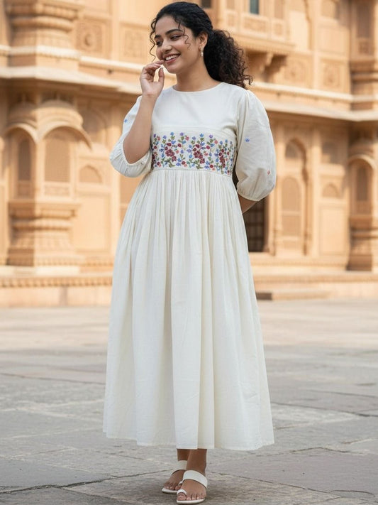 Women Floral Embroidered Thread Work Indie Florals Kurta