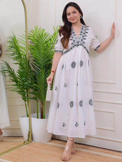 Floral Embroidered Thread Work Empire Puff Sleeves Anarkali Kurta